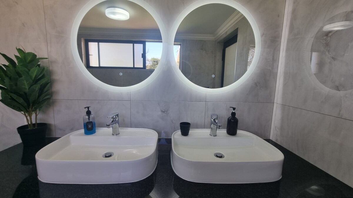 double vanity sinks
