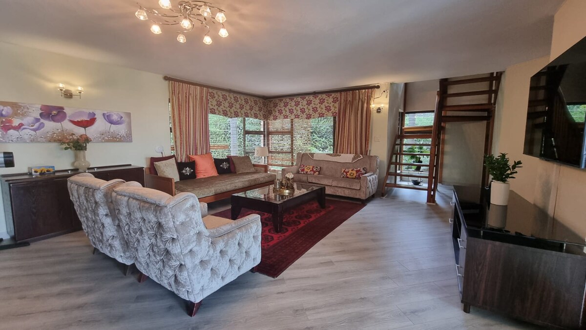 TV room with smart TV with streaming services