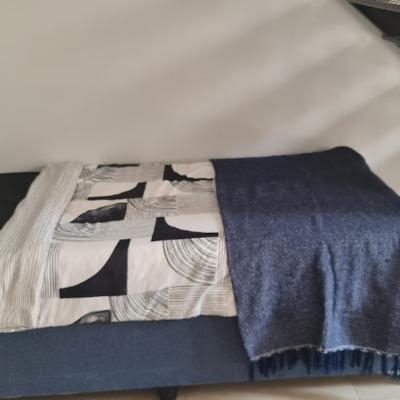 Bedroom image 3
