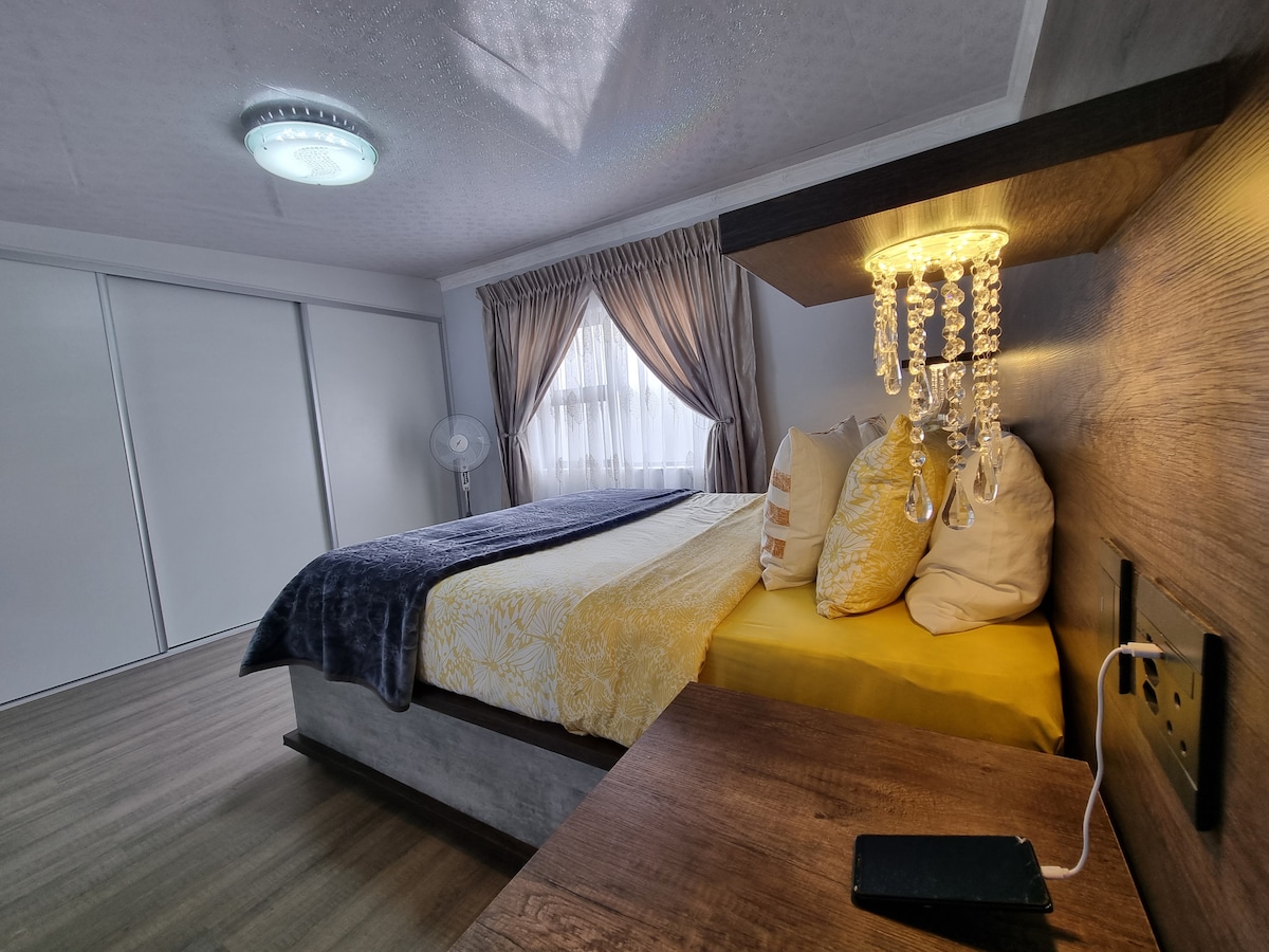 Bedroom image 2