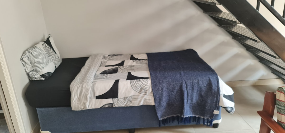 Bedroom image 3