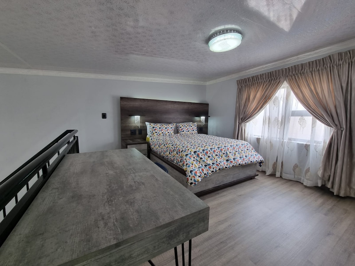 Bedroom image 1