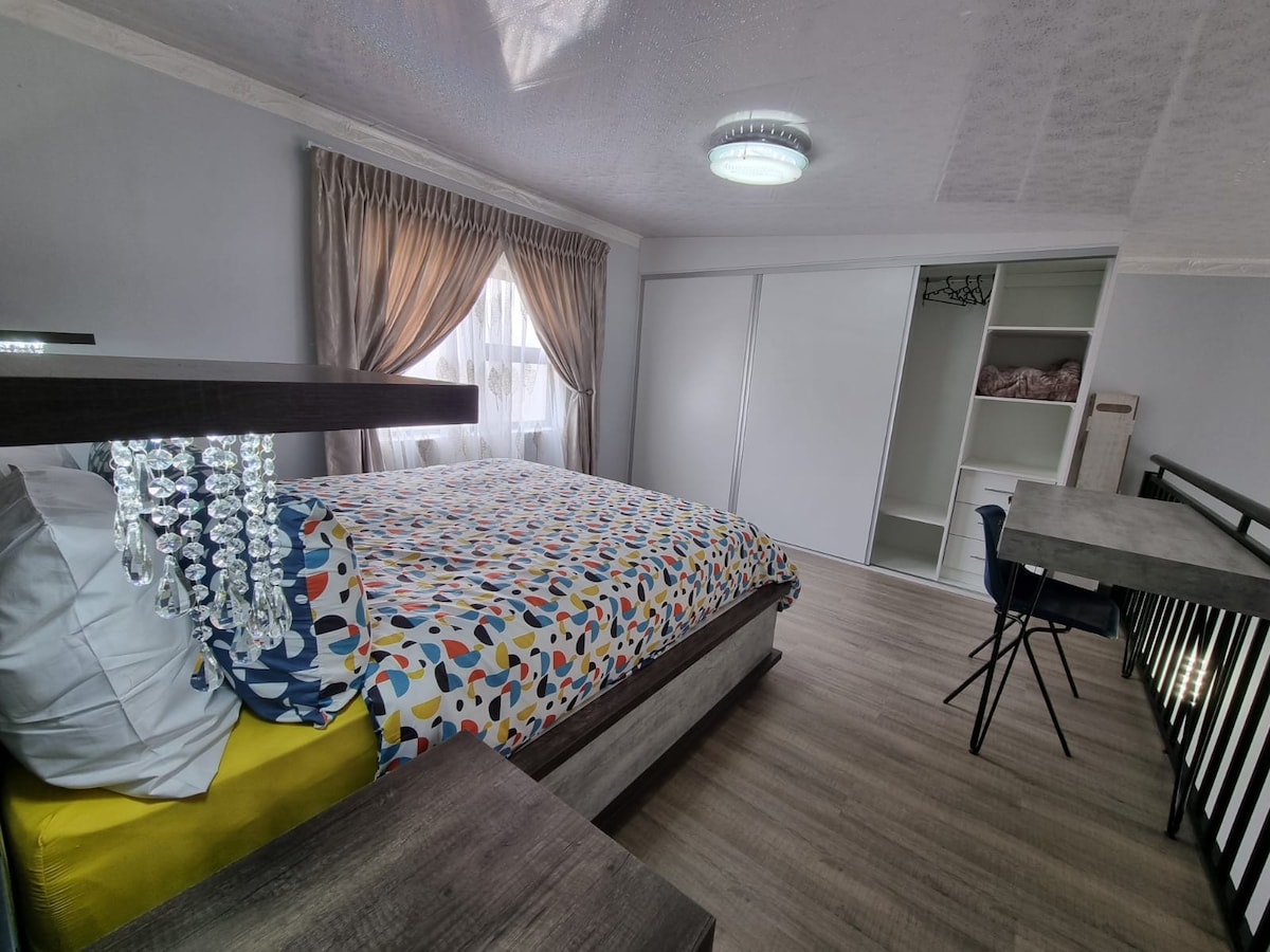 Bedroom image 2